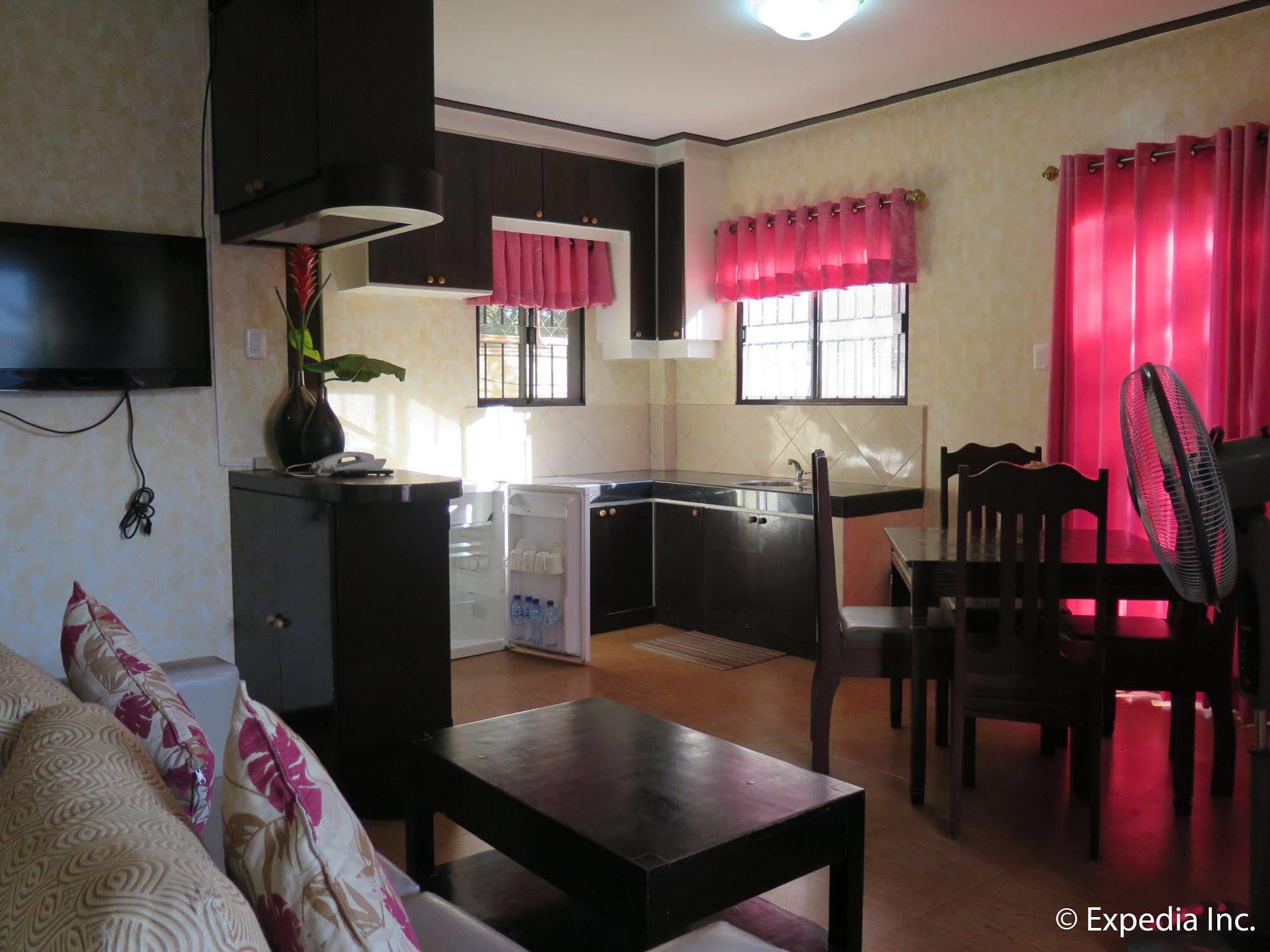 D'Leonor Inland Resort & Adventure Park Davao Экстерьер фото